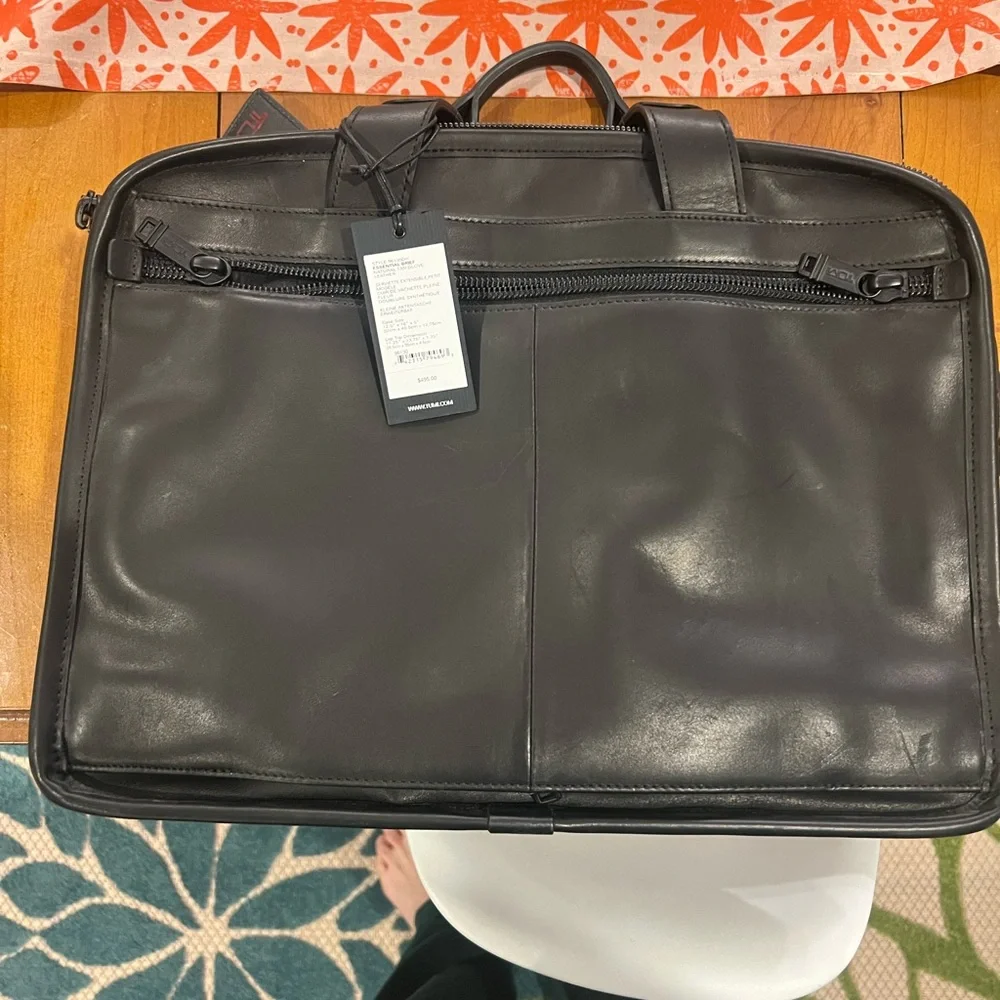 Tumi Black Leather Men's Business Briefcase